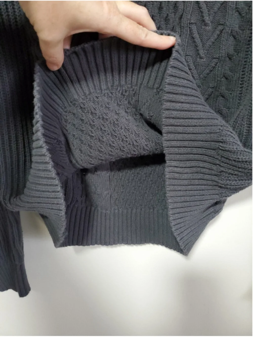 BUFFALO DAVID BITTON Cable Knit Fisherman Sweater Grey Small Crewneck Minimalist